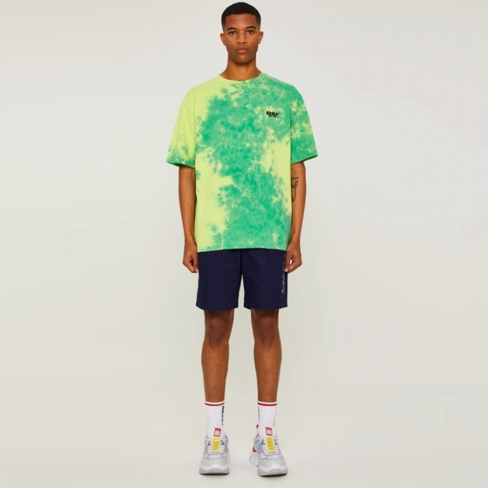 Nerdy marble dye T - Green